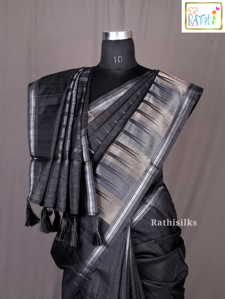 Elegant Black Synthetic Saree