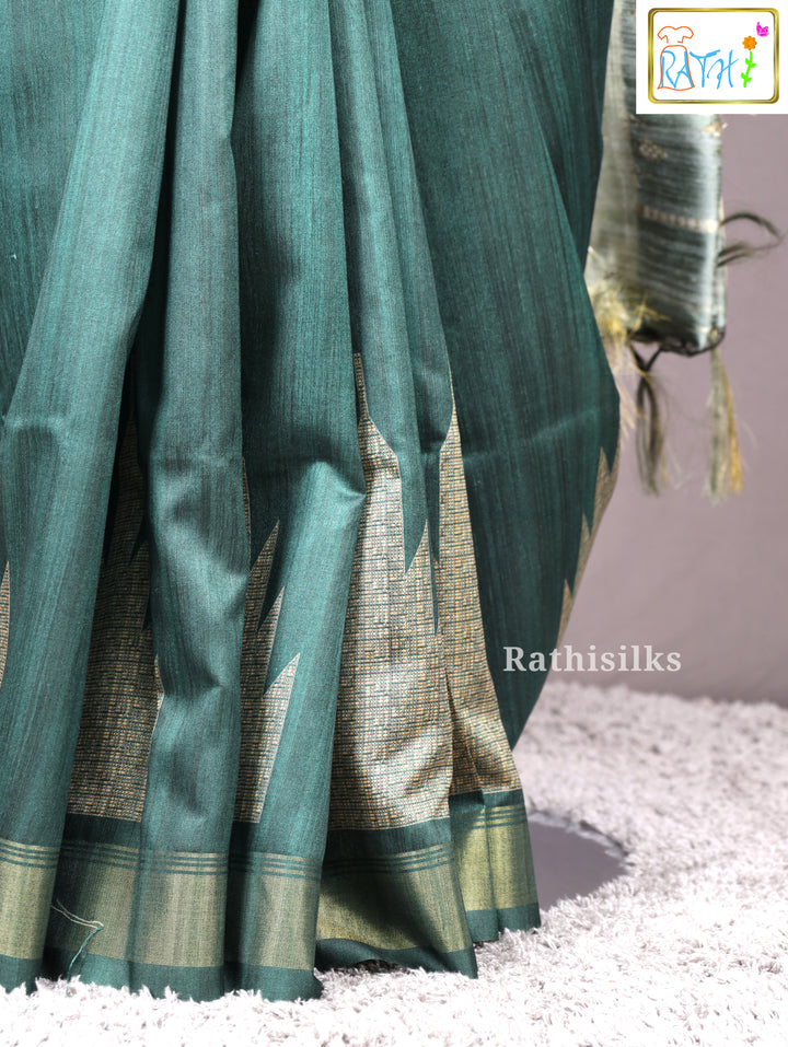 Graceful Green Synthetic Saree
