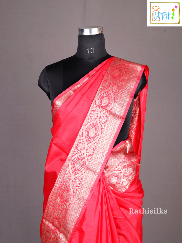 Elegant Red Synthetic Saree