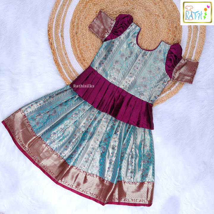 Traditional Teal-Magenta Silk Pavadai Sattai