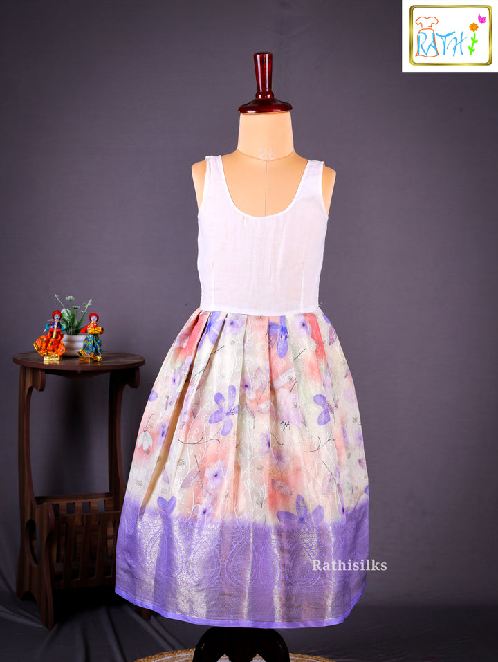 Traditional Lavender & Floral Pavadai Sattai