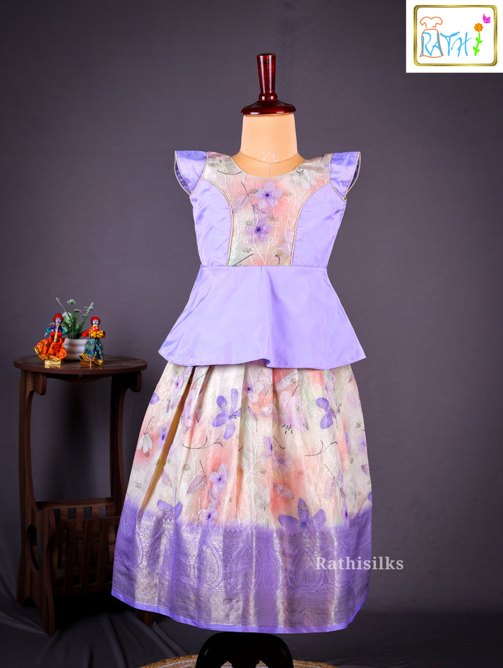 Traditional Lavender & Floral Pavadai Sattai