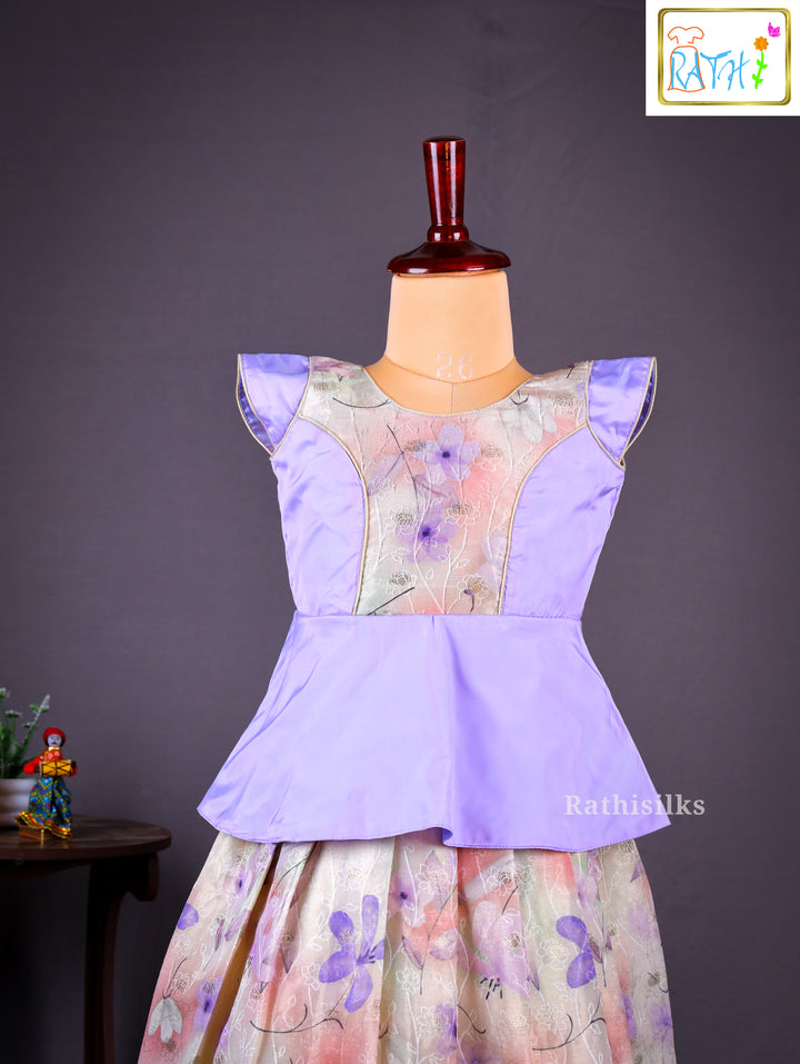 Traditional Lavender & Floral Pavadai Sattai