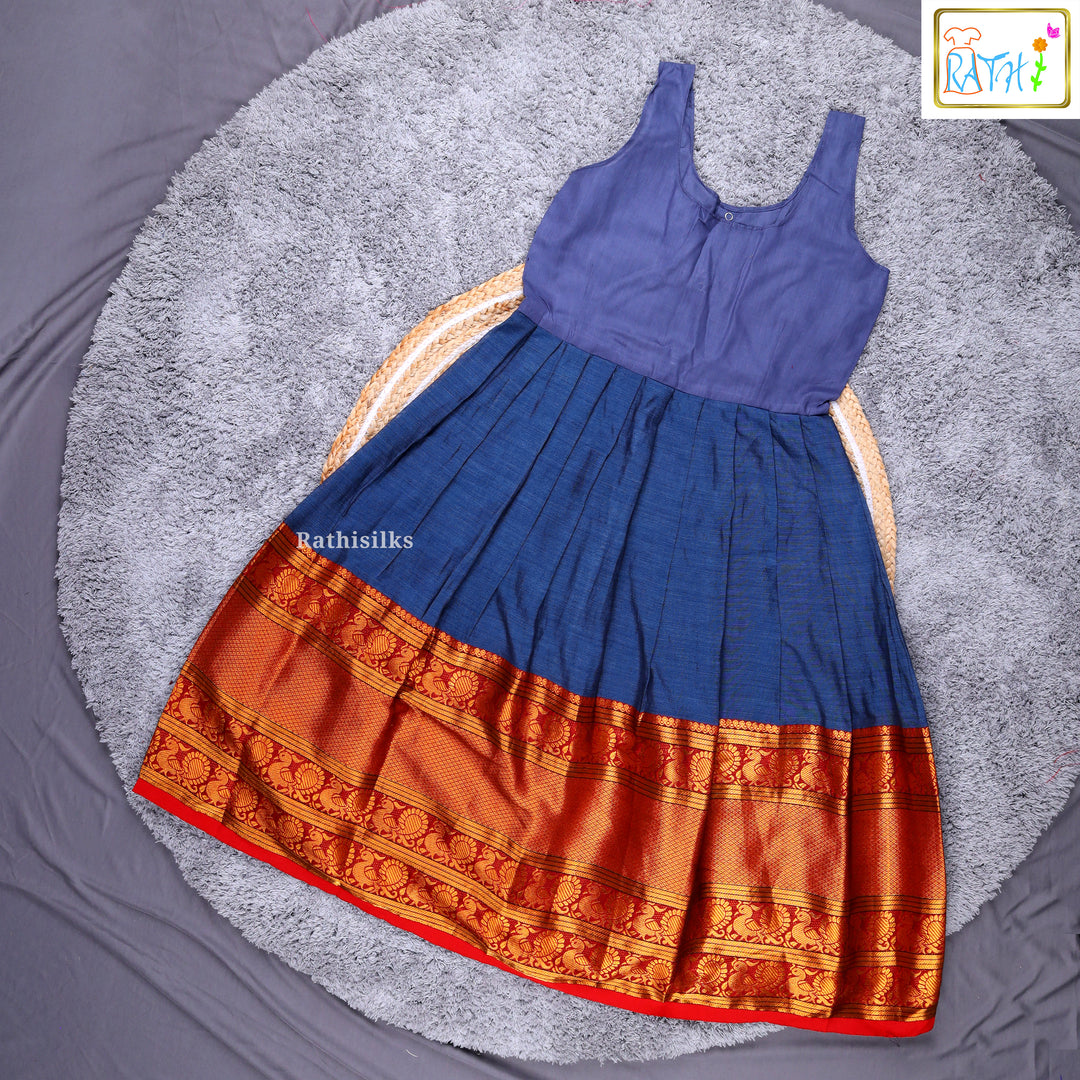 Traditional Red & Blue Narayanapet Pavadai Sattai
