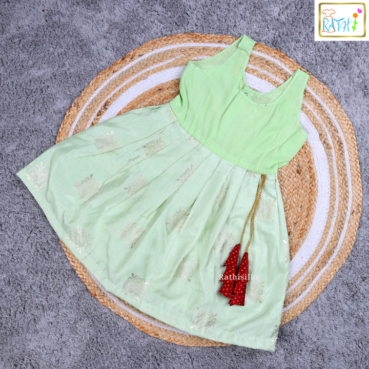 Traditional Red & Green Pavadai Sattai