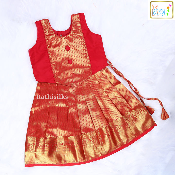 Traditional Mangalagiri Cotton Pavadai Set