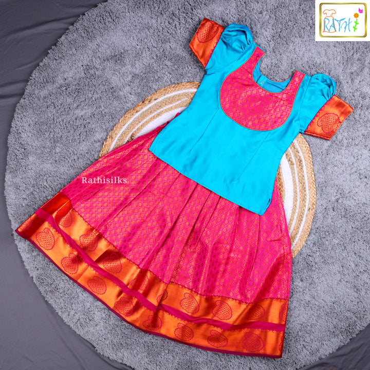 Traditional Blue & Pink Ikat Pavadai Sattai