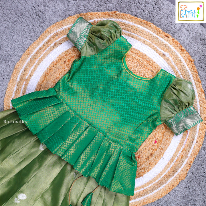 Girls’ Green Pavadai Sattai