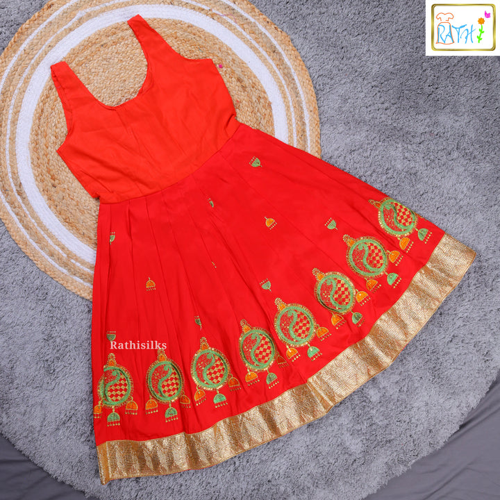 Girls’ Red & Green Pavadai Sattai