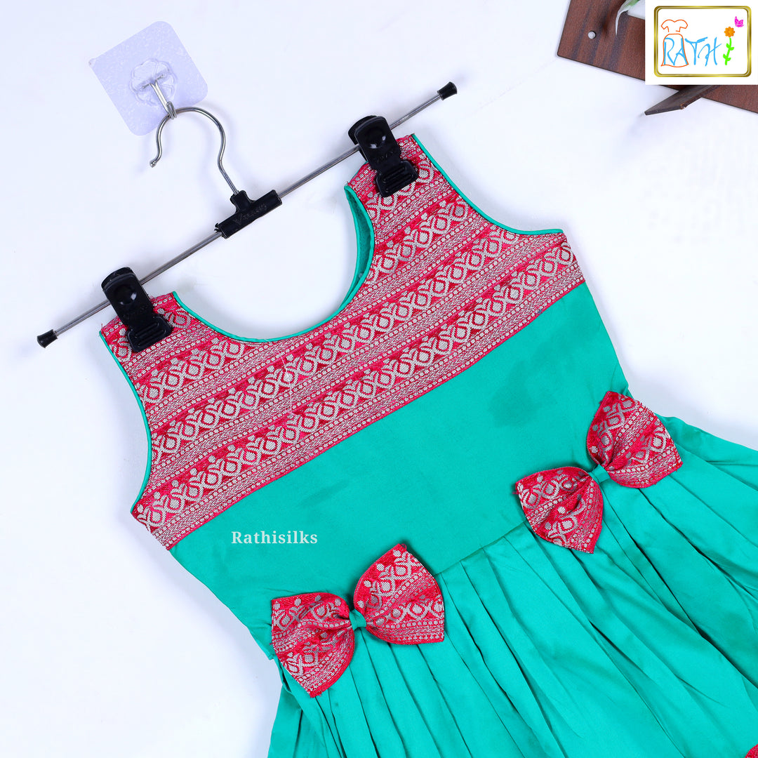 Green & Pink Sleeveless Layered Frock