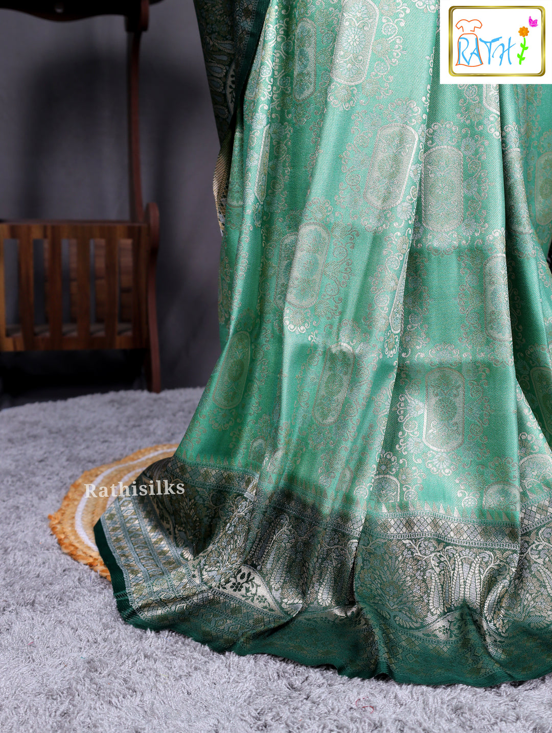 Elegant Green Synthetic Banarasi Saree