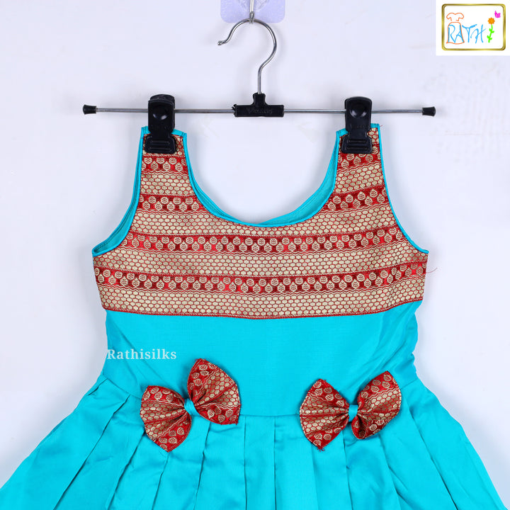 Green & Pink Sleeveless Layered Frock