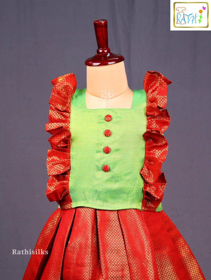 Stylish Art Silk Pavadai Sattai