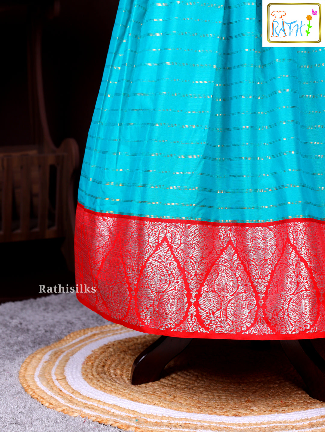 Red Blouse with Blue Zari Woven Pavadai