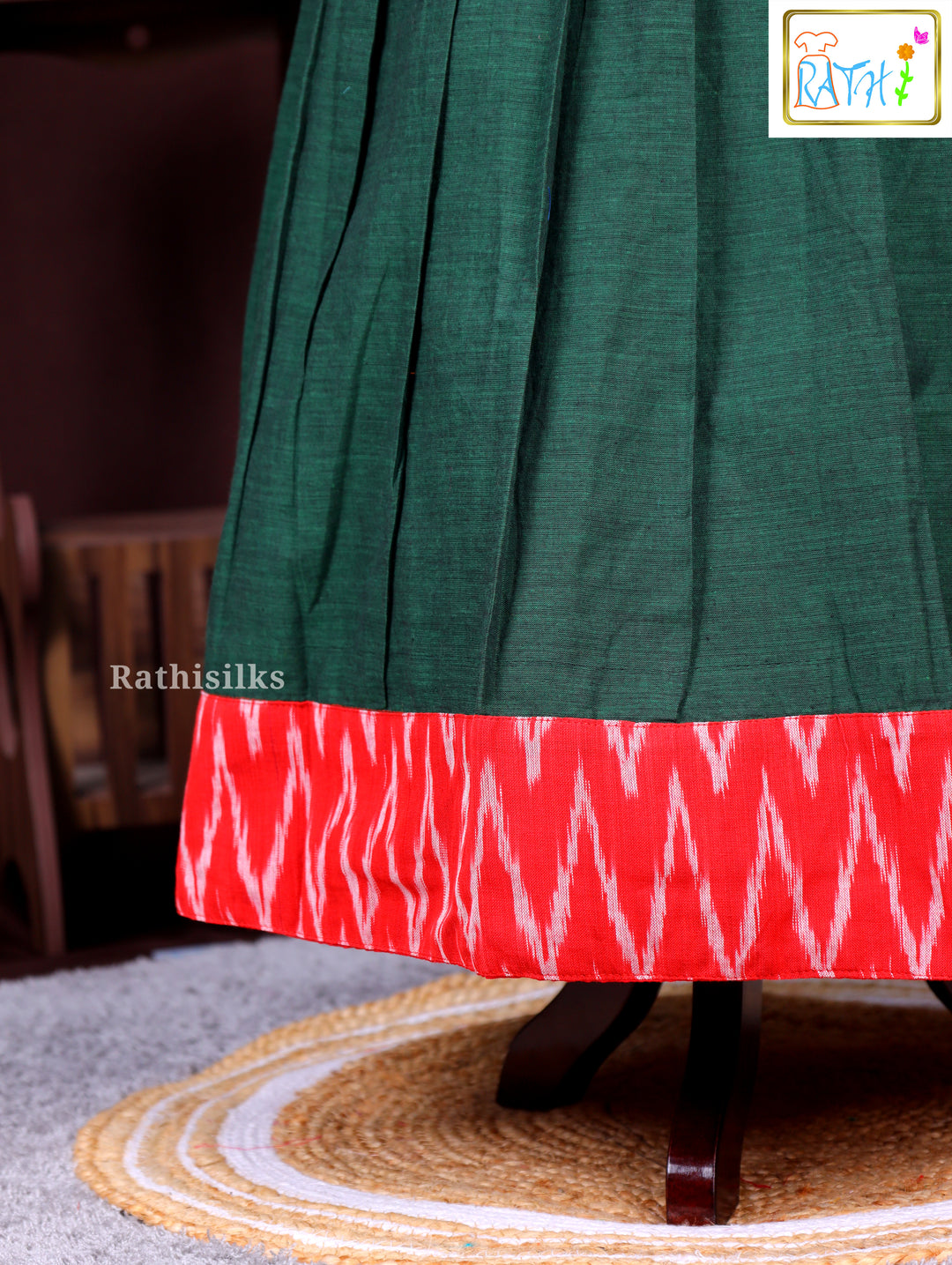 Traditional Red & Green Ikat Pavadai Sattai