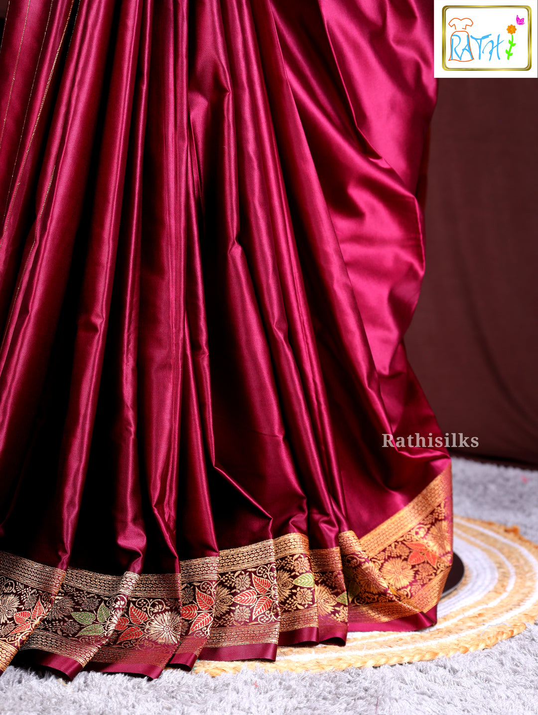 Elegant Maroon Synthetic Saree