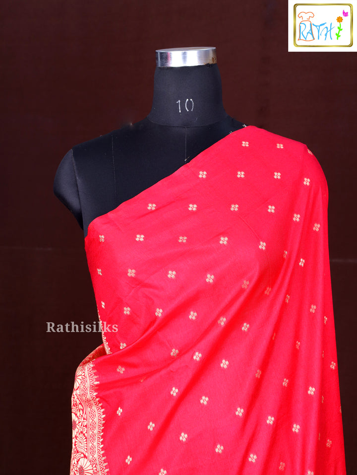 Classic Off-White Synthetic Saree