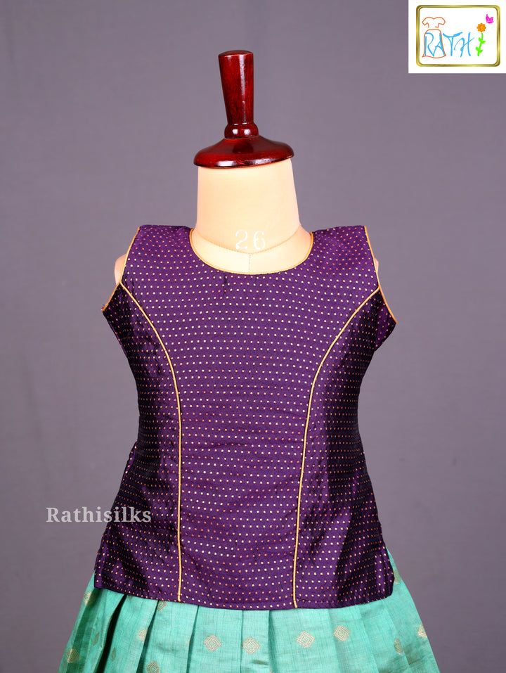 Traditional Pavadai Sattai Set