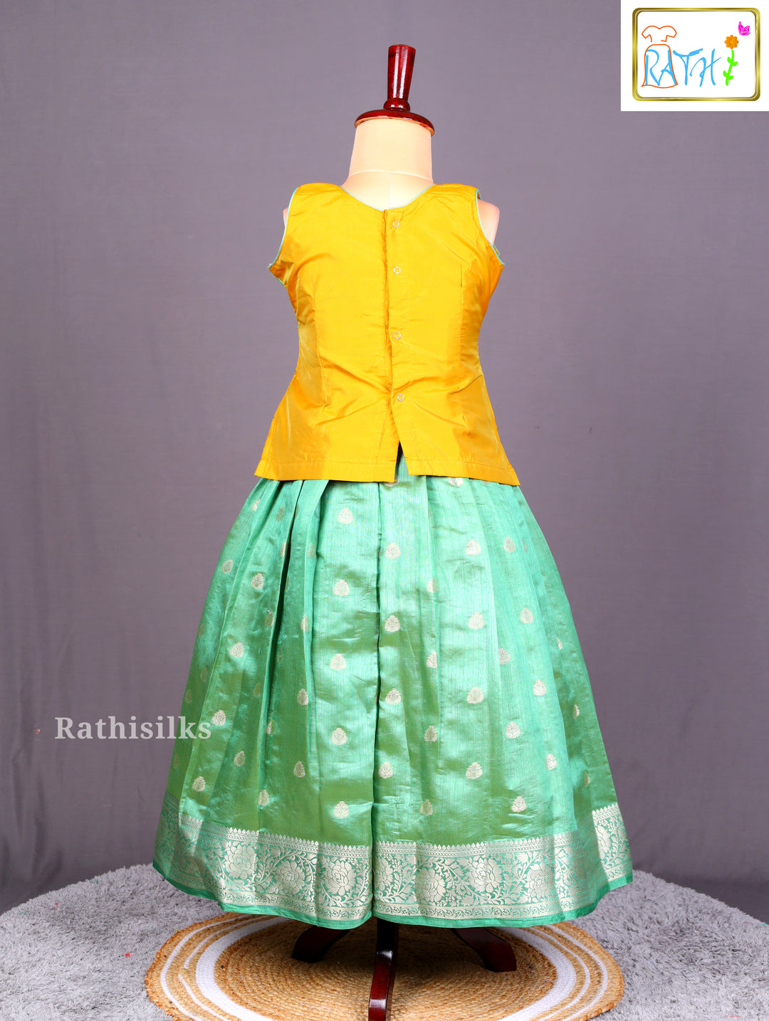 Contemporary Pavadai Sattai Set