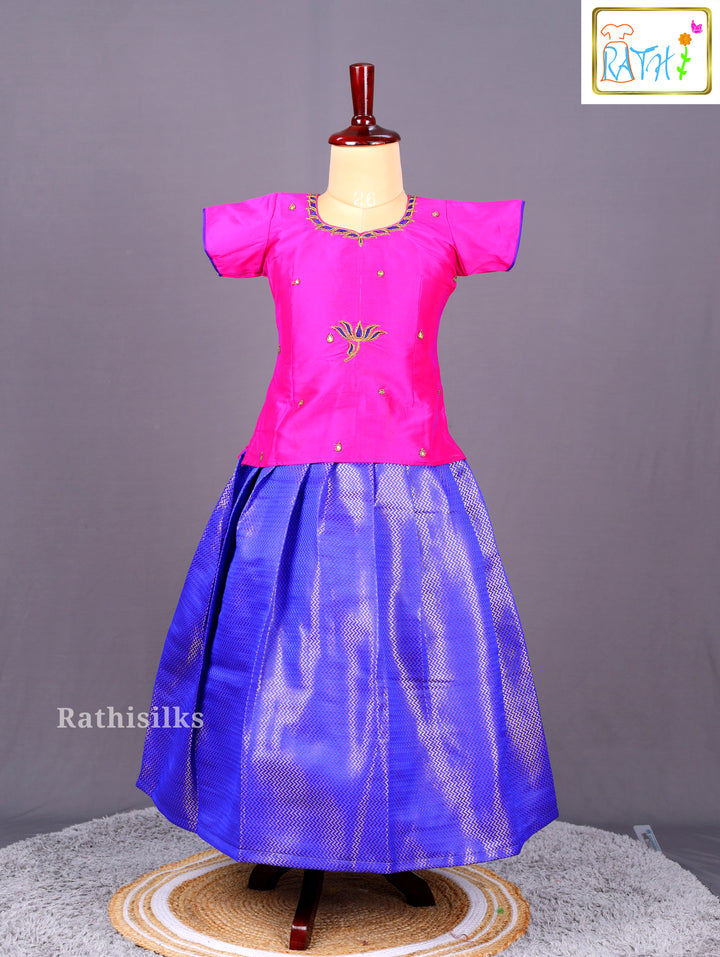 Vibrant Rani Pink & Shimmering Green Pavadai Sattai
