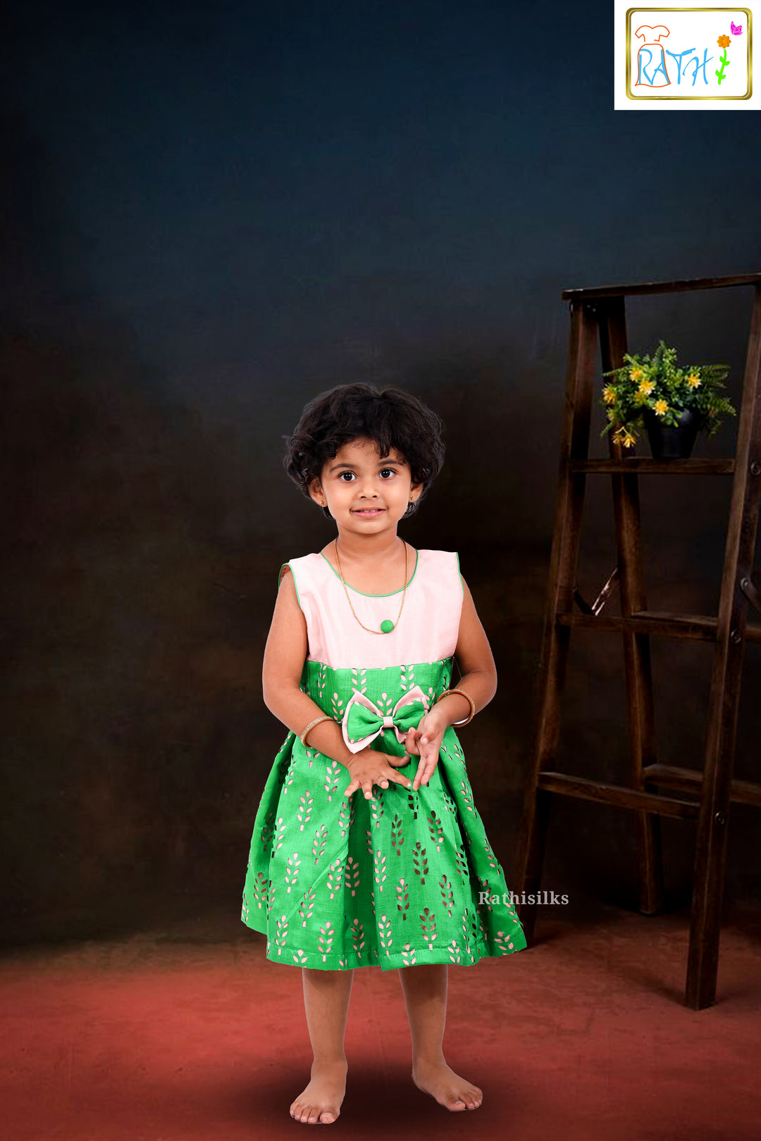 Hakoba Short Frock